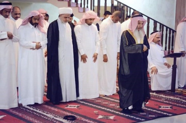 آیا میتوان در نماز به غیر شیعه اقتدا کرد؟